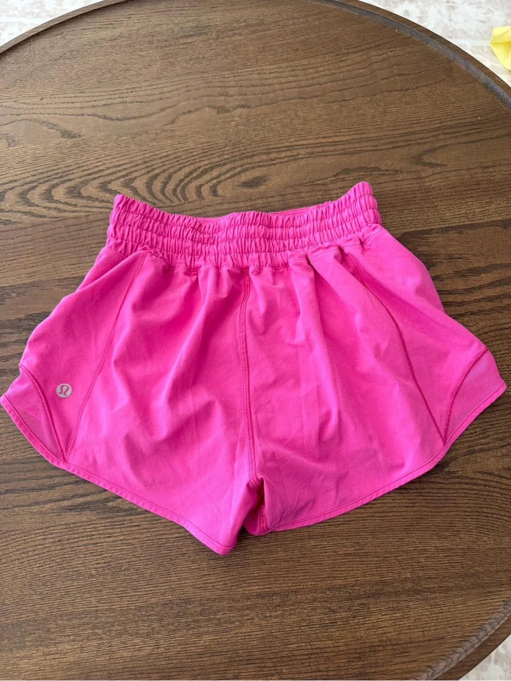 lululemon Hotty Hot 2.5 shorts
